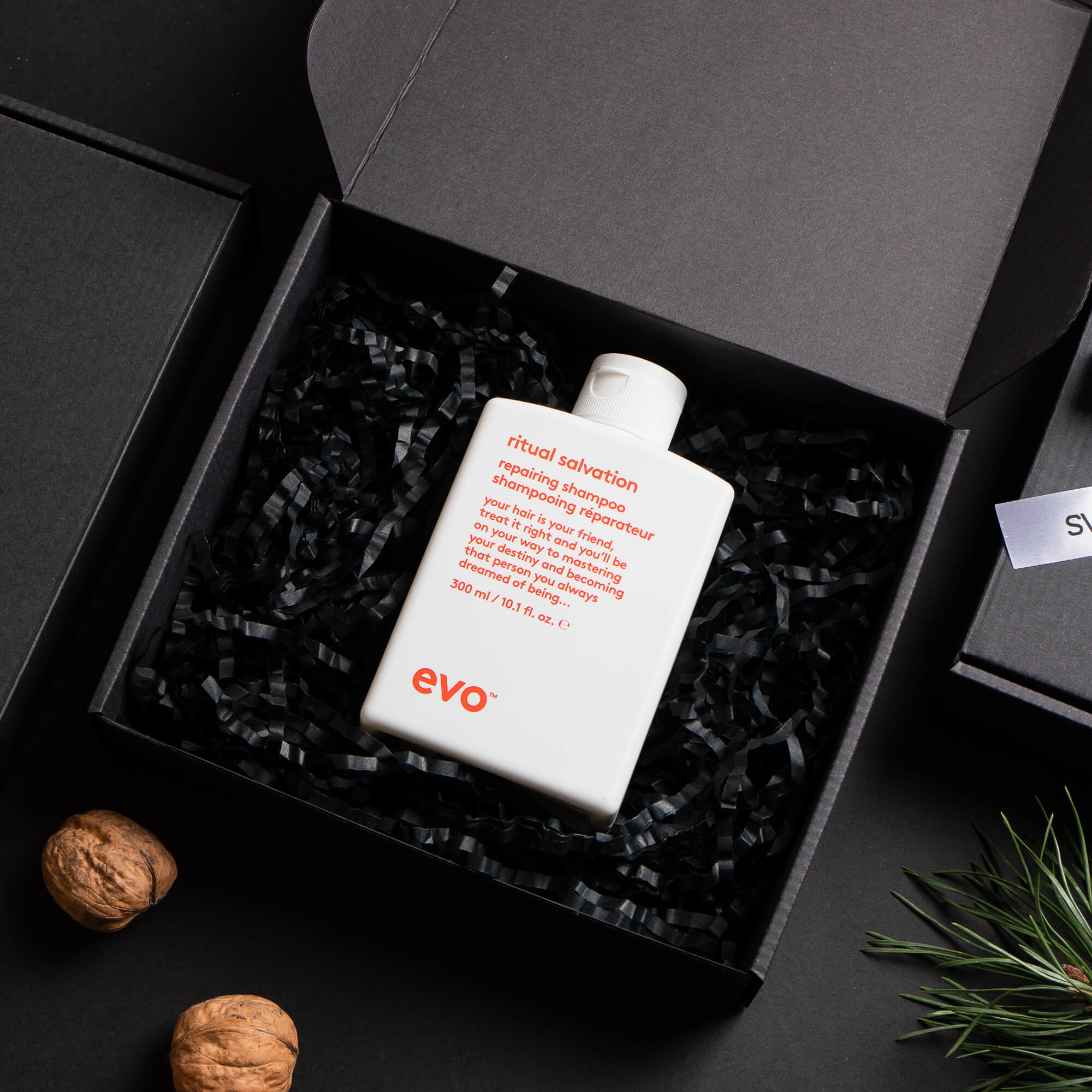 Dovana: Evo Ritual Salvation puoselėjantis šampūnas