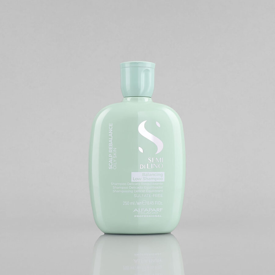 Alfaparf Milano Semi di Lino Scalp Rebalance Balancing balansuojamasis šampūnas riebiai galvos odai, 250 ml