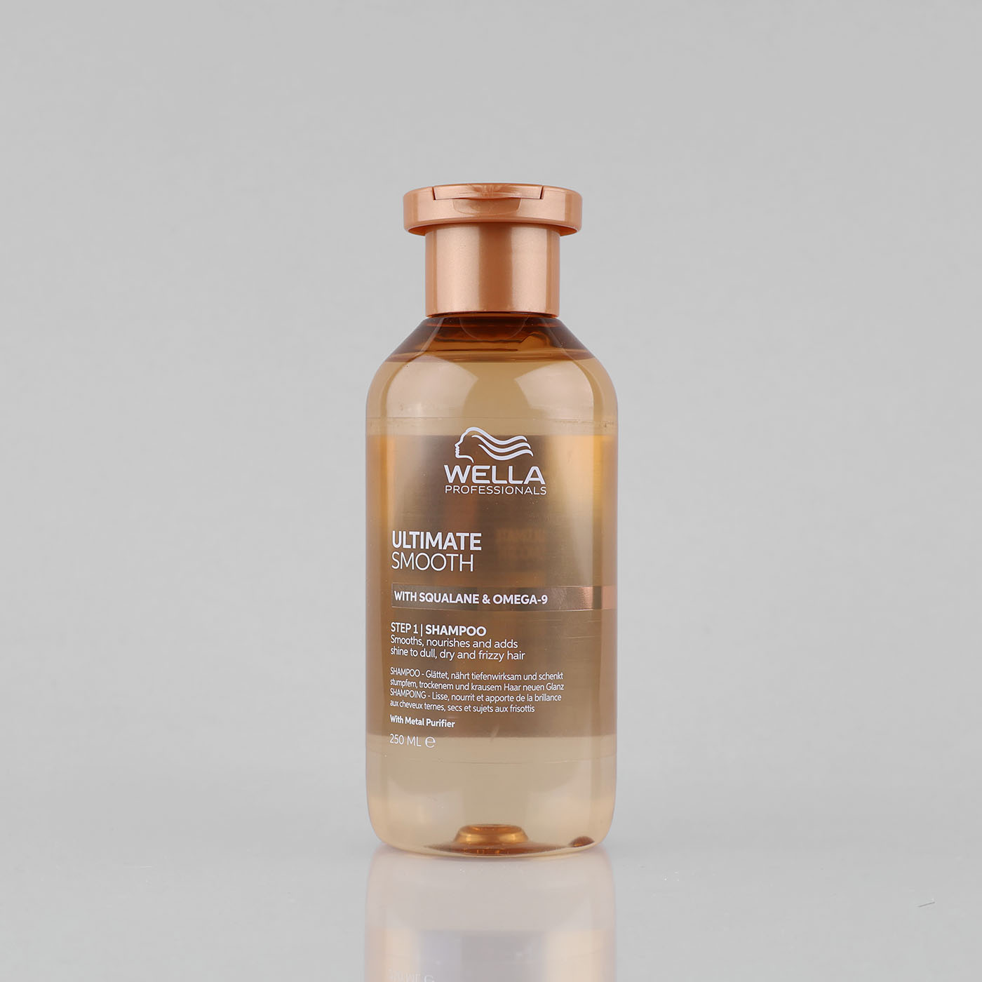 Wella Professionals Ultimate Smooth glotninamasis šampūnas sausiems plaukams, 250 ml